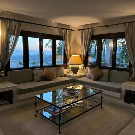 Villa La Higuera *